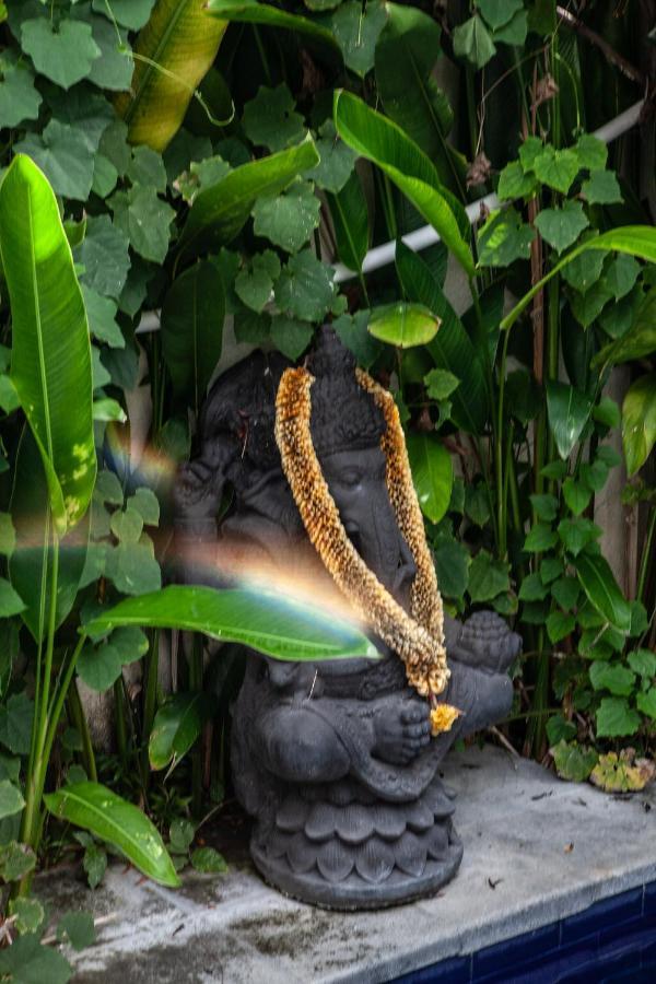 The Spare Room Bali Чангу Экстерьер фото
