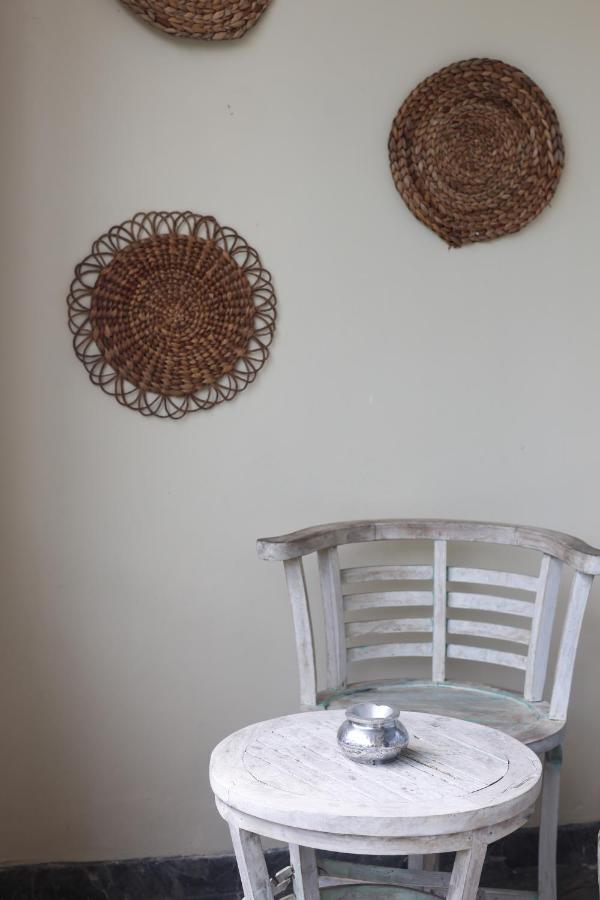 The Spare Room Bali Чангу Экстерьер фото